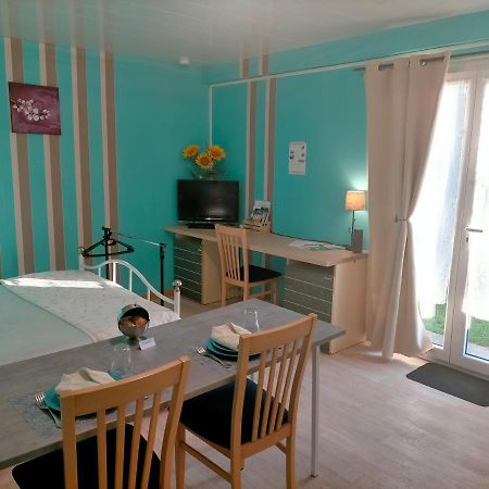 Studio " Tournesol " Au Coeur Du Berry Les Bordes Exterior foto